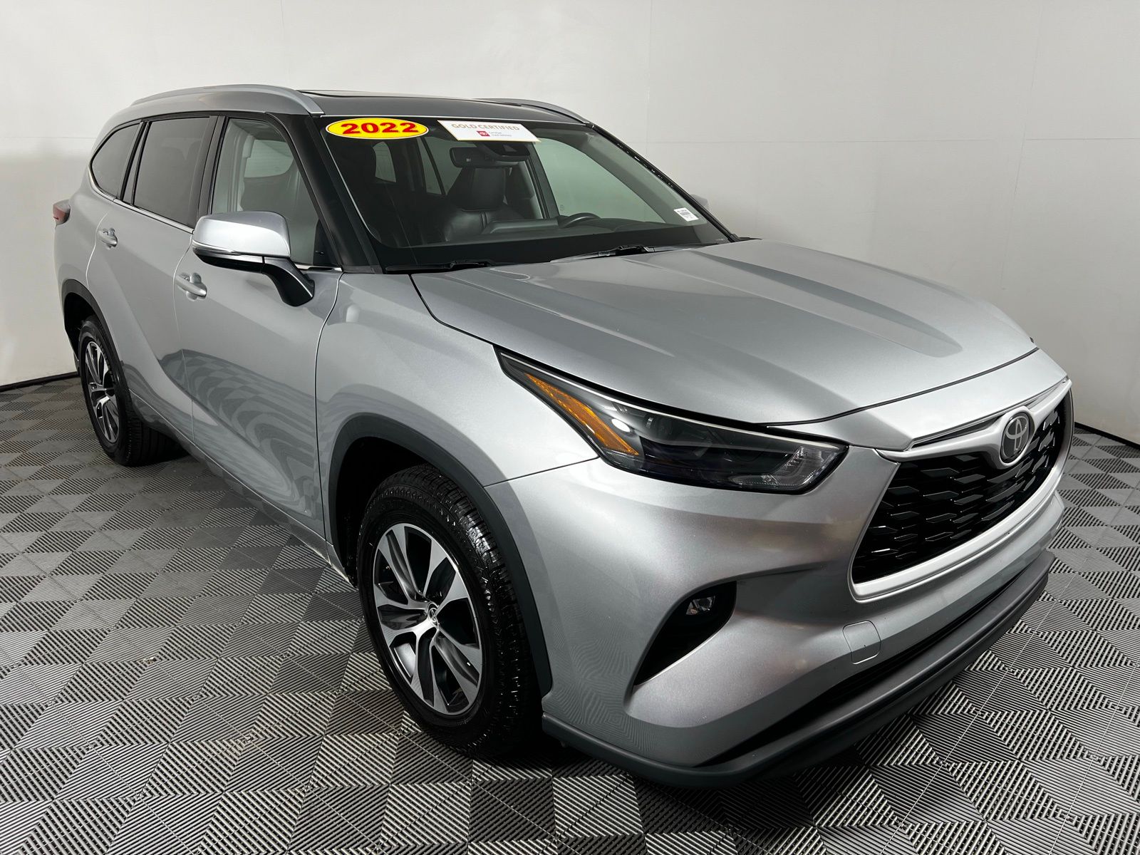 2022 Toyota Highlander XLE 3