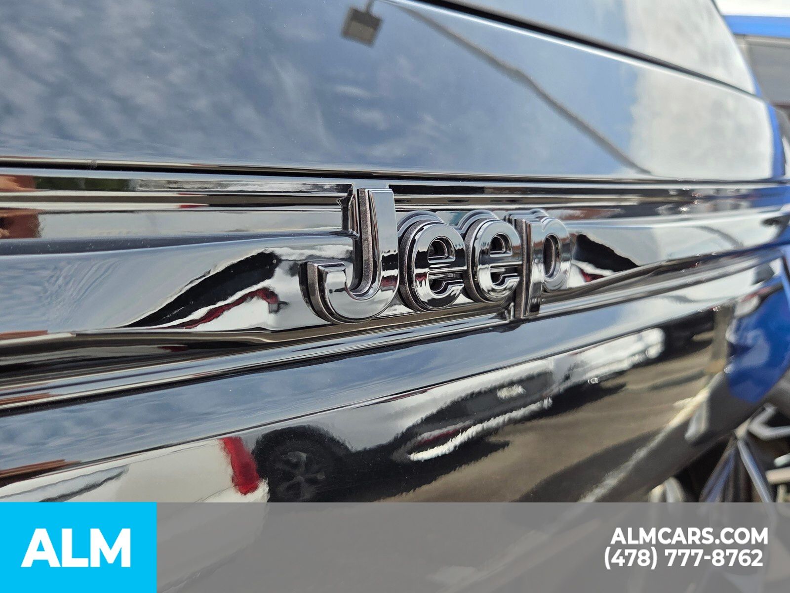 Used 2025 Black Jeep Altitude X image 12