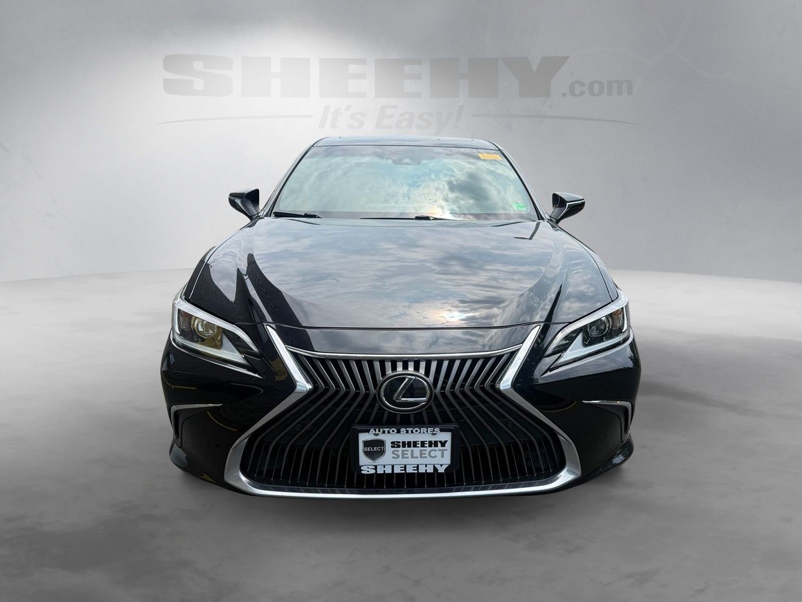 Used 2021 Black Lexus 250 image 18