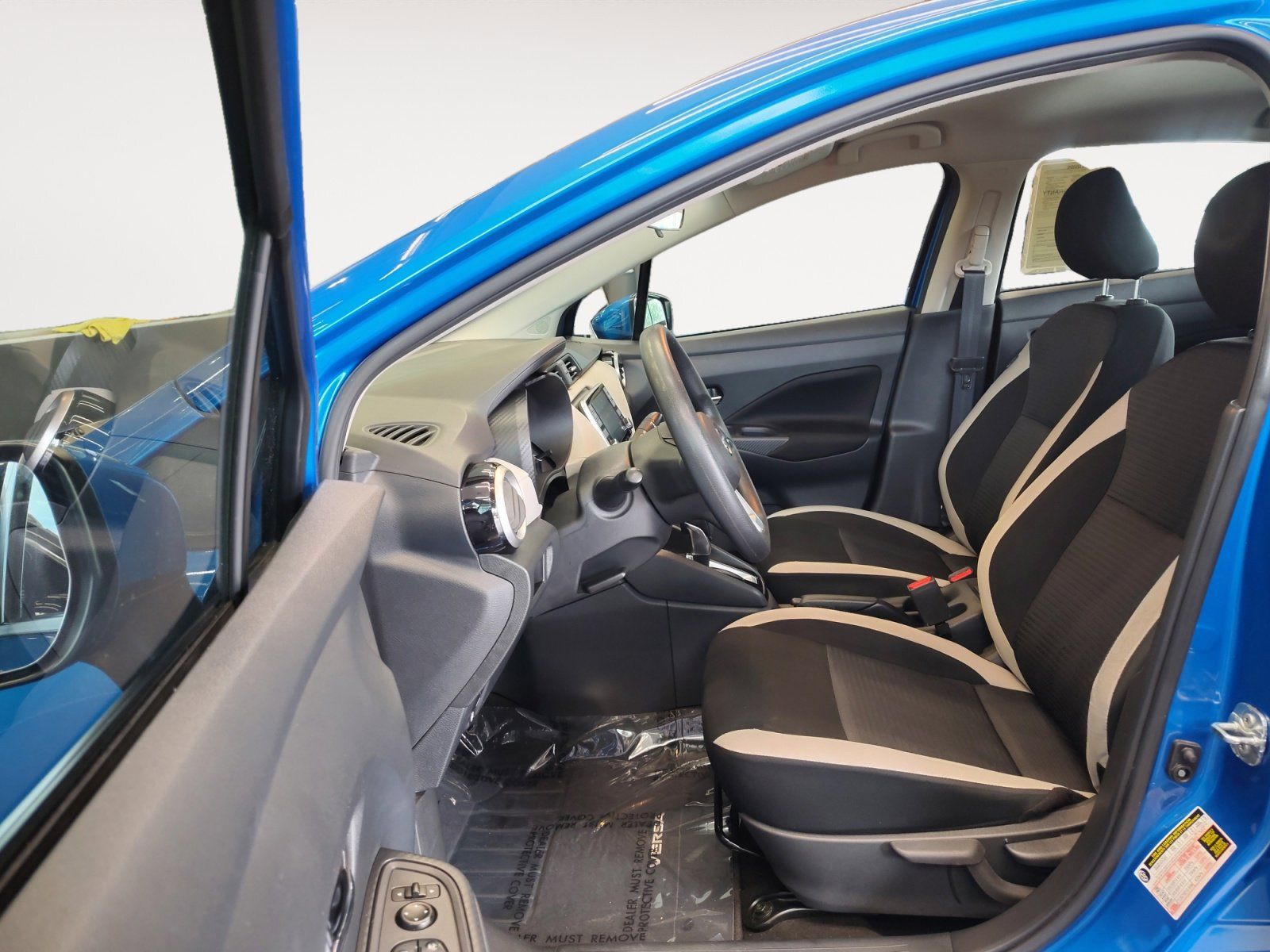 Used Car 2021 Nissan Versa  1.6 Sv For Sale Under $15,000 In San Antonio, Texas