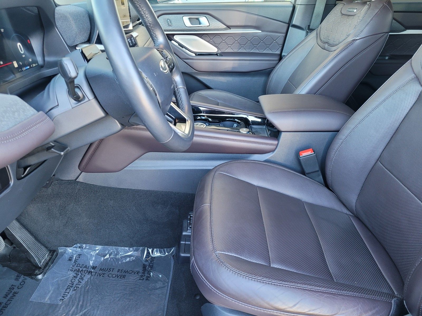 Used 2025 Black Ford Platinum image 22