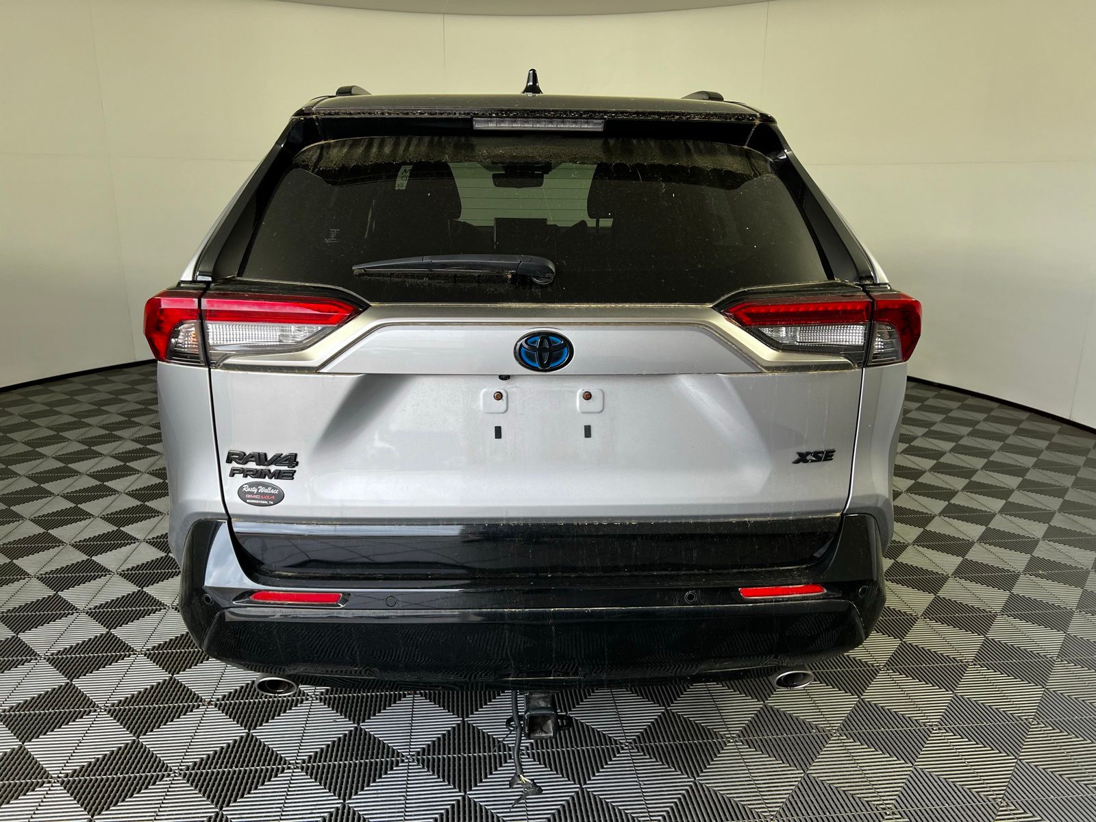 Thumbnail: 2021 Toyota RAV4 - 6