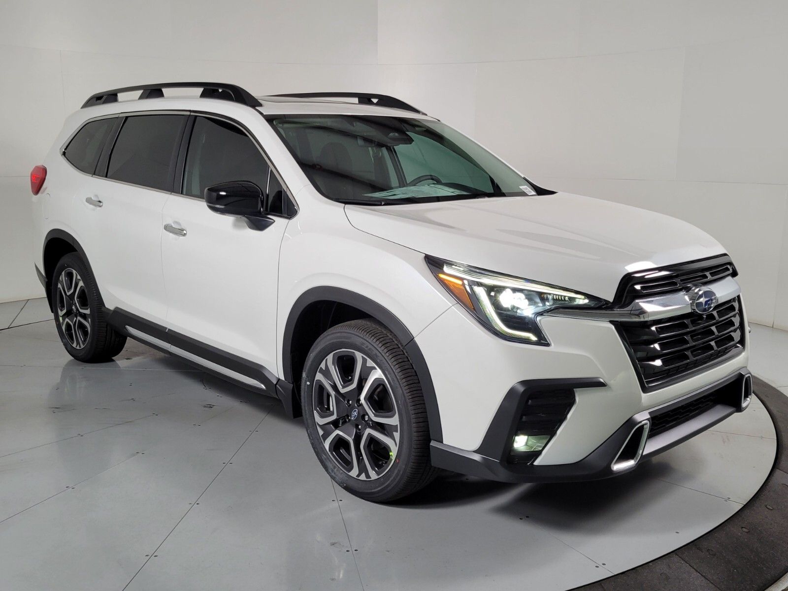 2024 Subaru Ascent Touring 2