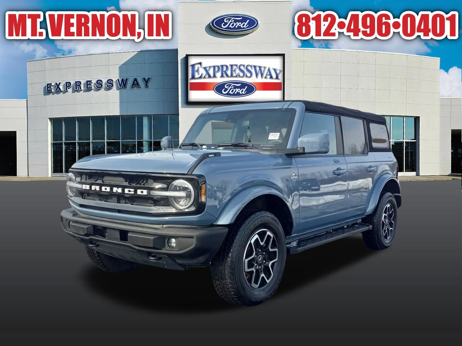 2023 Ford Bronco image 3