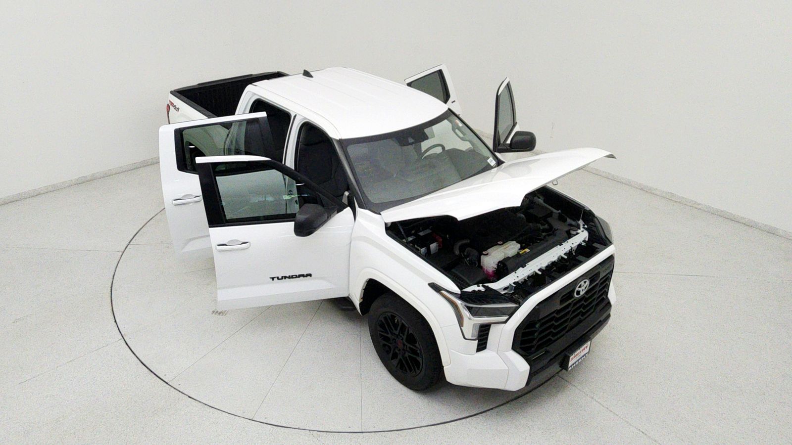 Used 2024 White Toyota SR5 image 21