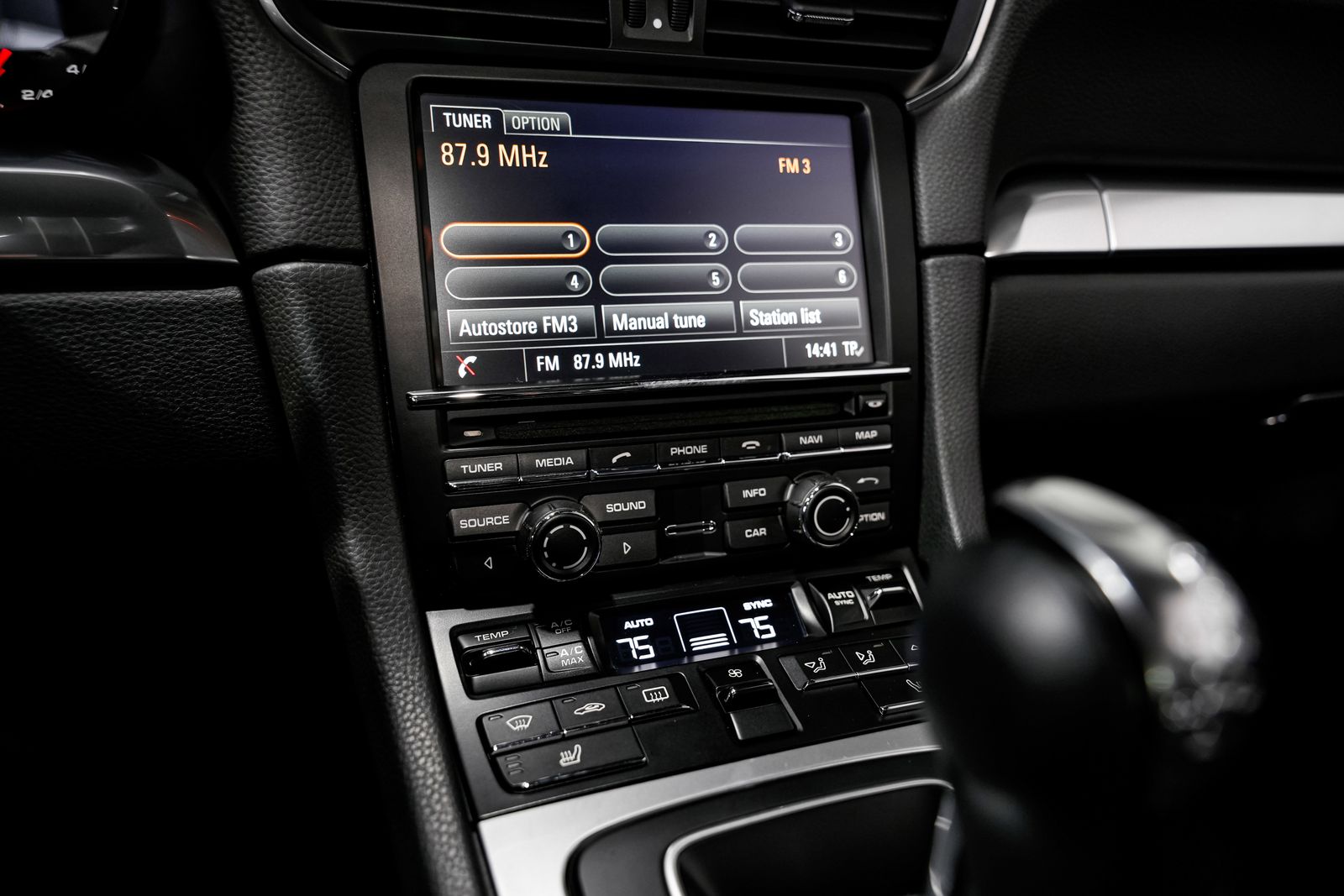2015 Porsche 911 Targa 4S — photo 13