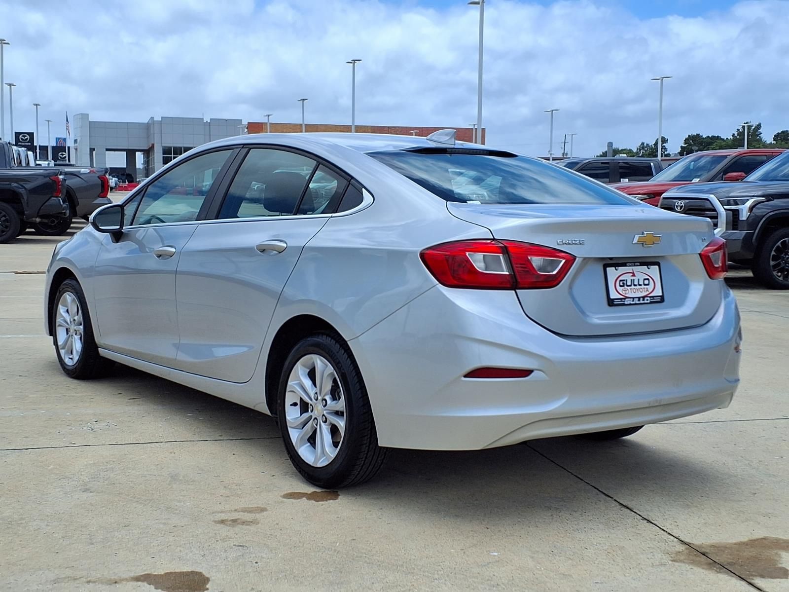 2019 Chevrolet Cruze LT Silver at Community Honda