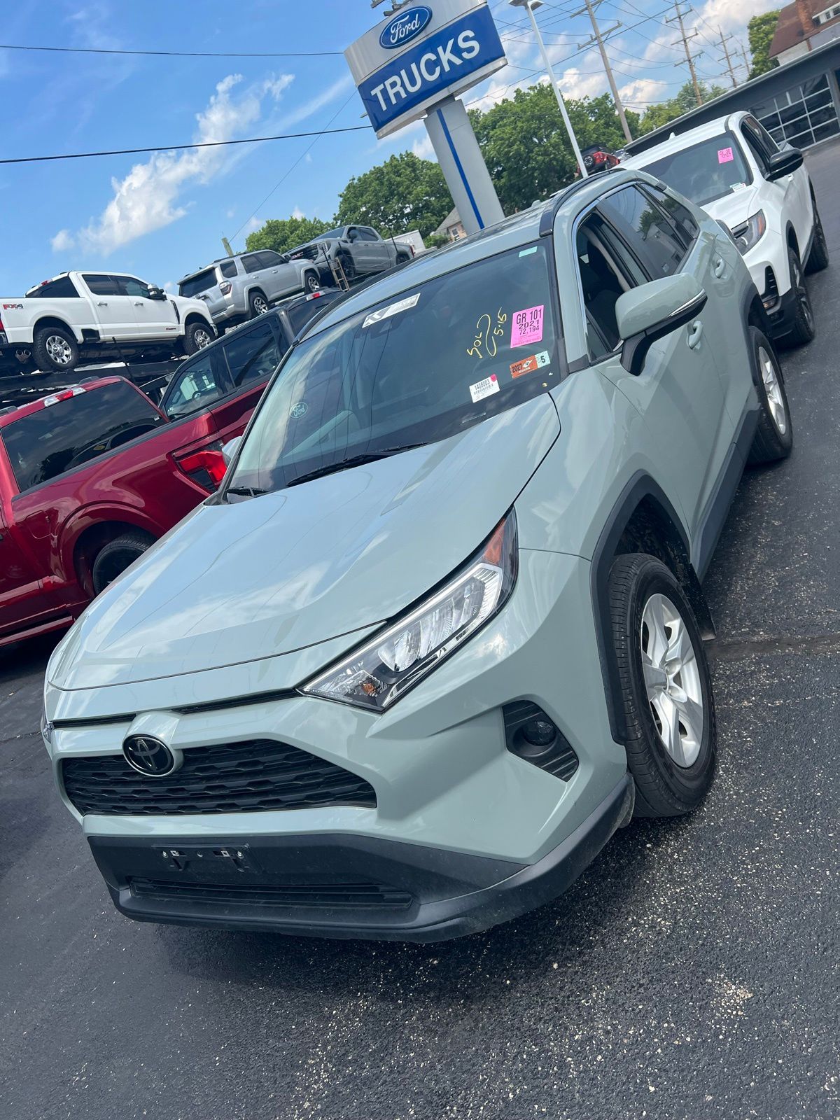 2021 Toyota RAV4 XLE AWD