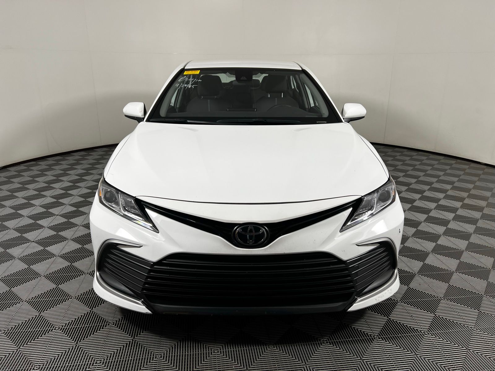 2024 Toyota Camry LE 2