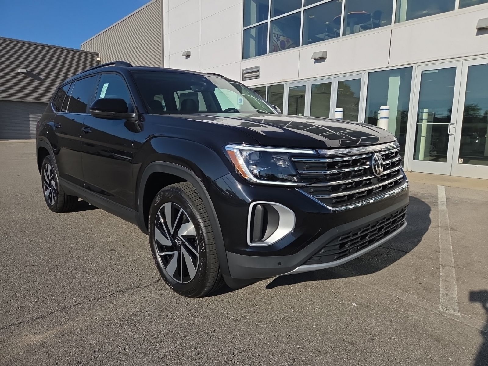 new 2026 Volkswagen Atlas car, priced at $46,399