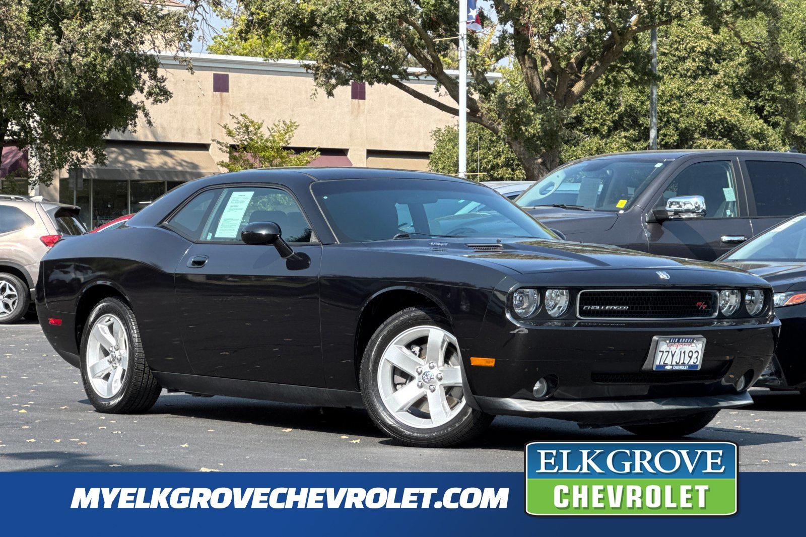 Brilliant Black Clearcoat 2010 Dodge Challenger Coupe Rear-Wheel Drive 5-Speed Automatic