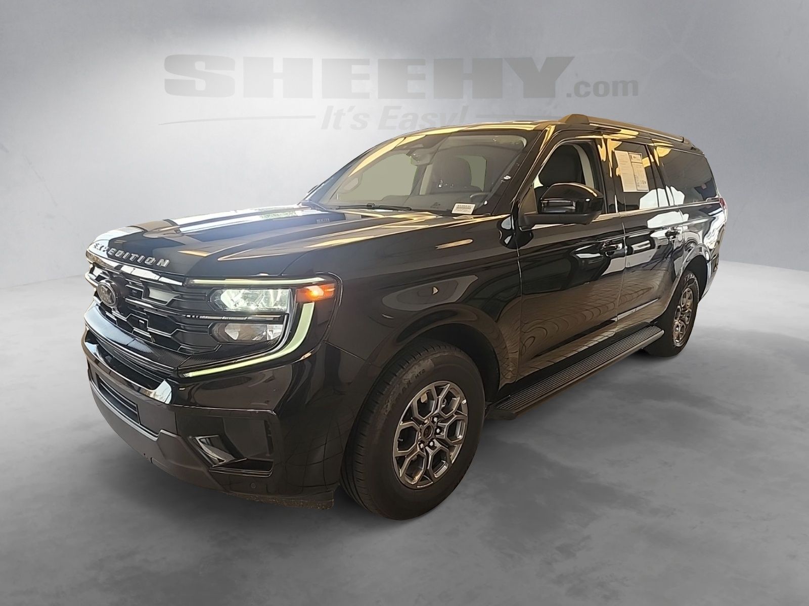 Certified Used 2025 Agate Black Metallic Ford Active image 16