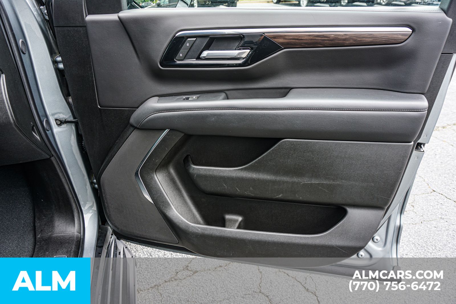 Used 2025 Gray Chevrolet LT image 47