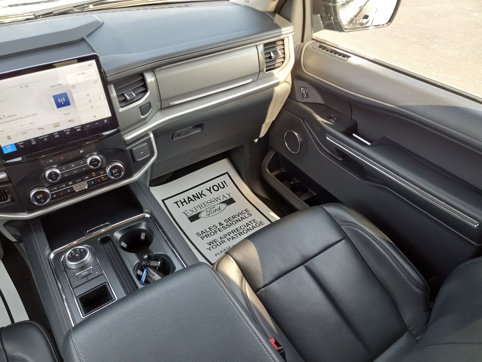2024 Ford Expedition image 19