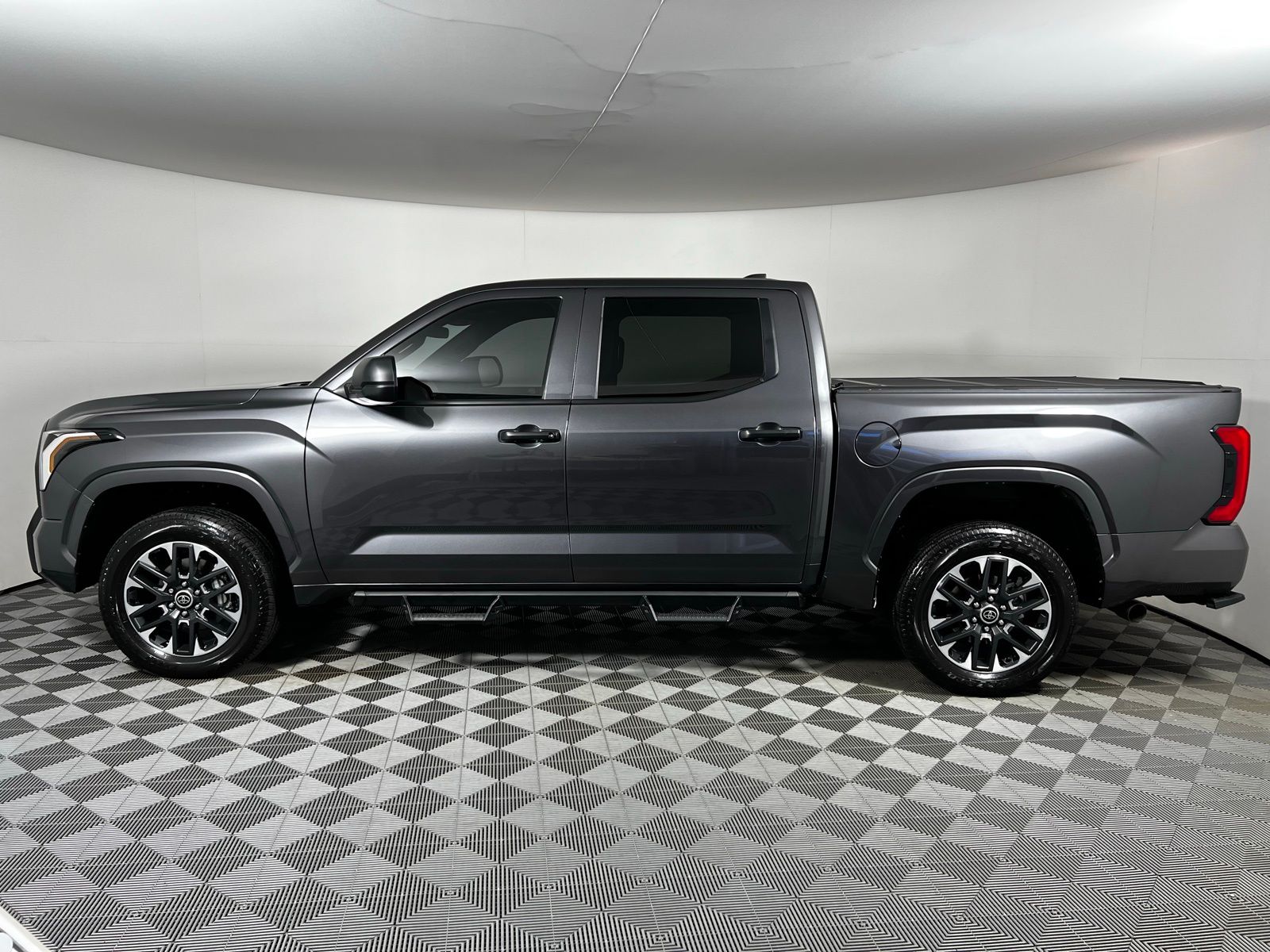 Thumbnail: 2025 Toyota Tundra - 8