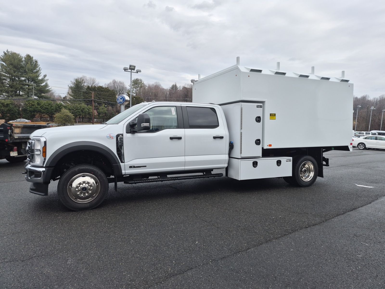 New 2026 Oxford White Ford XL CHIPPER image 20