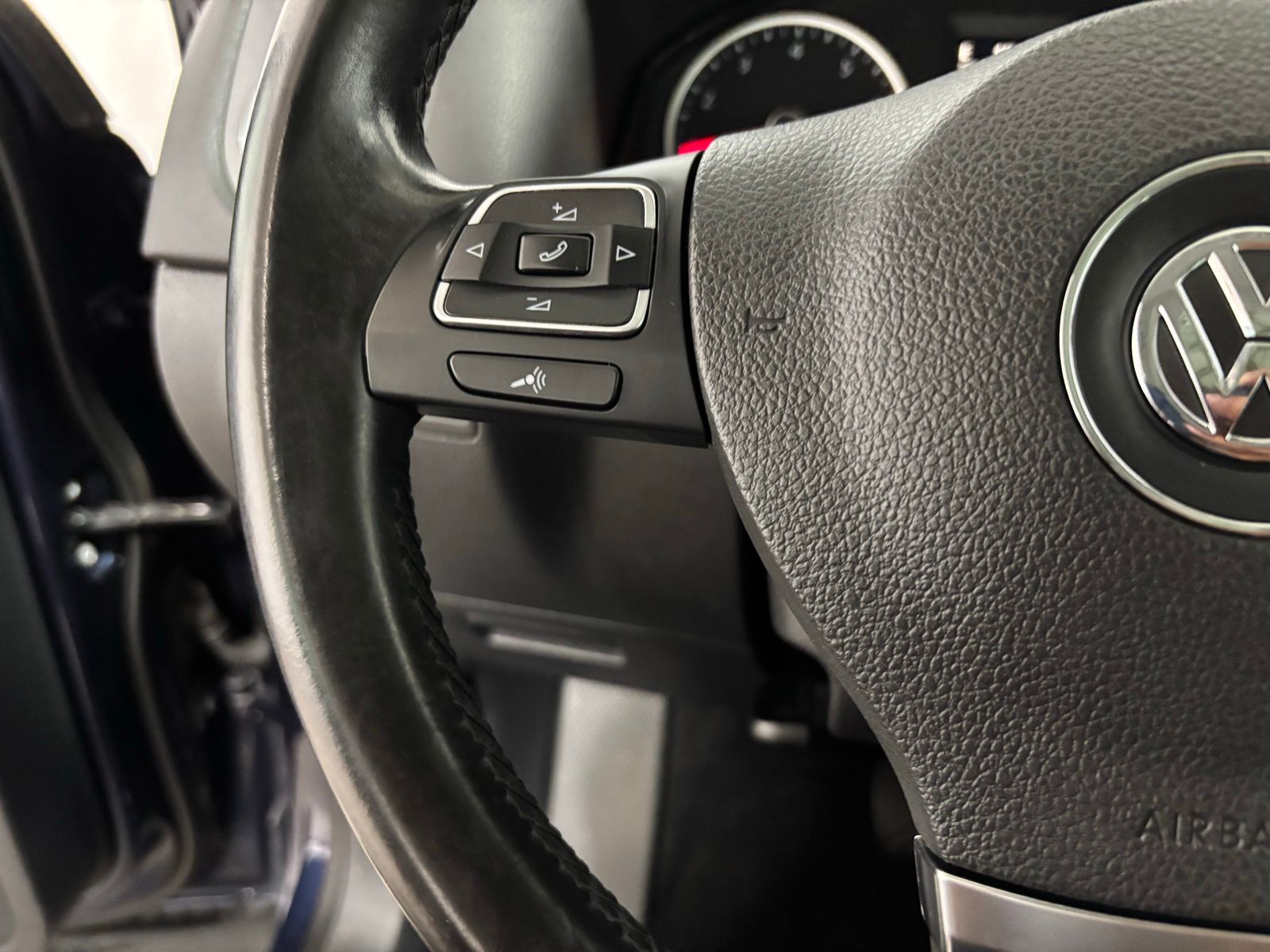 Used Car 2012 Volkswagen Tiguan  For Sale Under $10,000 In Austin, Texas