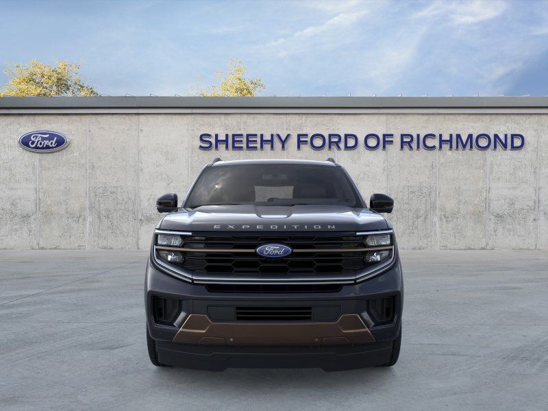 New 2026 Agate Black Metallic Ford King Ranch image 7