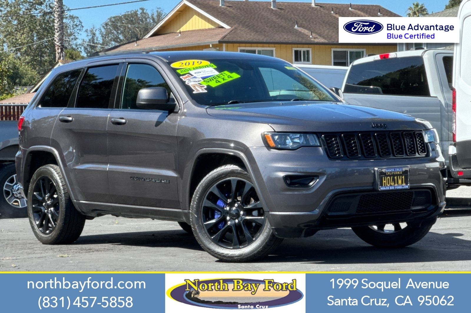 Gray (Granite Crystal Metallic Clearcoat) 2019 Jeep Grand Cherokee SUV / Crossover Four-Wheel Drive 8-Speed Automatic