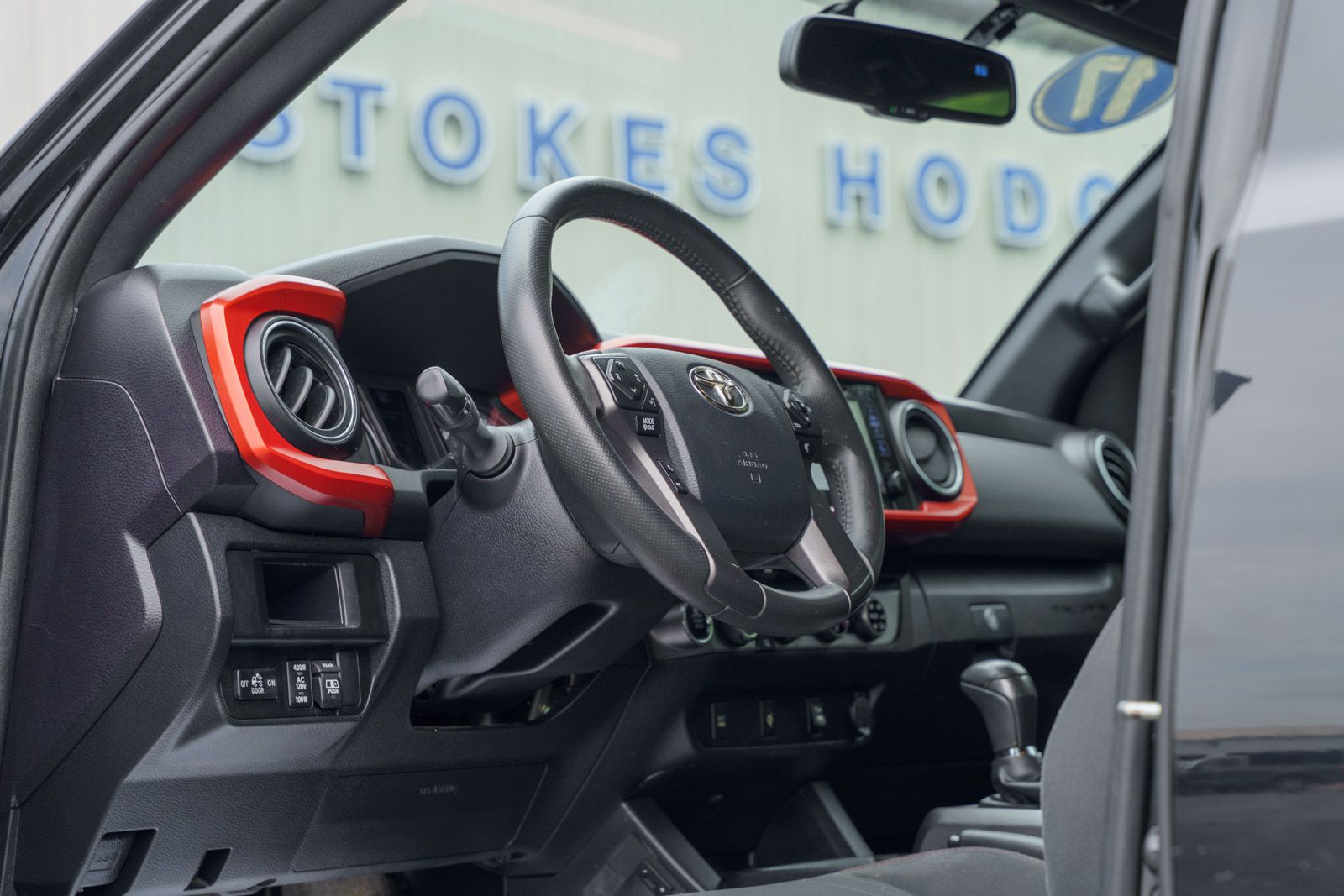 Used 2017 Toyota Tacoma Truck