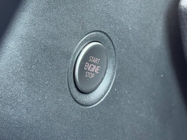 Used 2023 Gray Volkswagen Pro S image 32