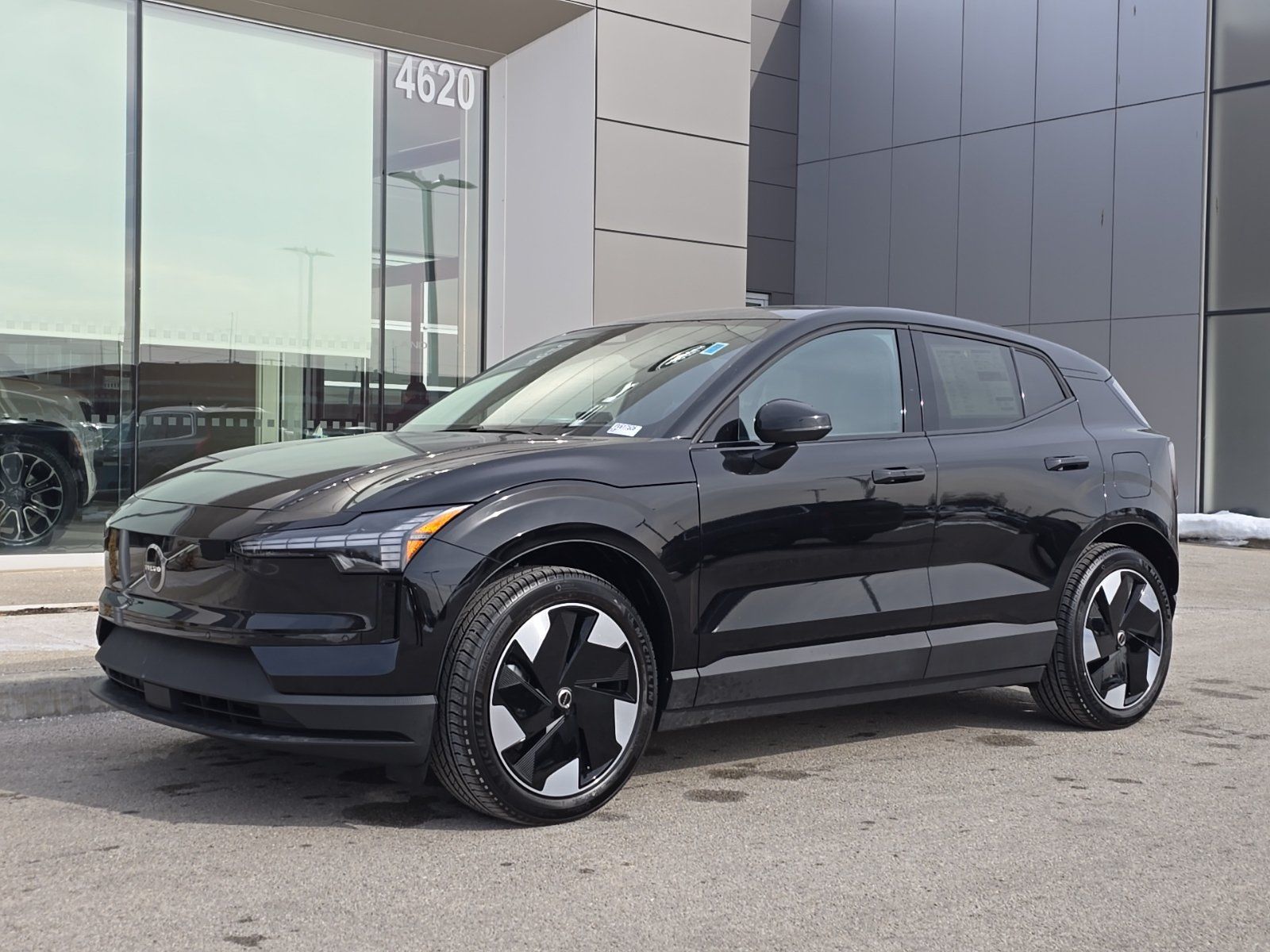 2026 Volvo EX30 Negro (Onyx Black Metallic) SUV/Crossover Tracción en las cuatro ruedas 1 velocidad Automática