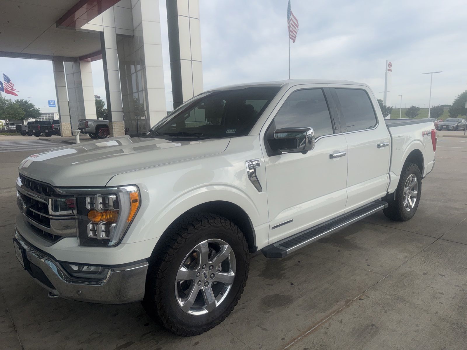 2021 Ford F-150 Lariat 4x4 SuperCrew 5-1/2 Box's photo