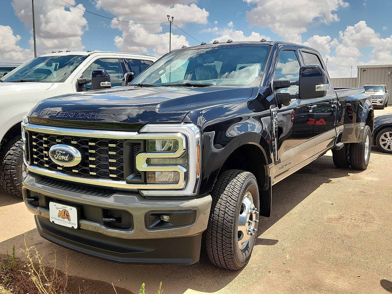 Agate Black Metallic 2026 Ford F-350 Super Duty Pickup Truck Automatic