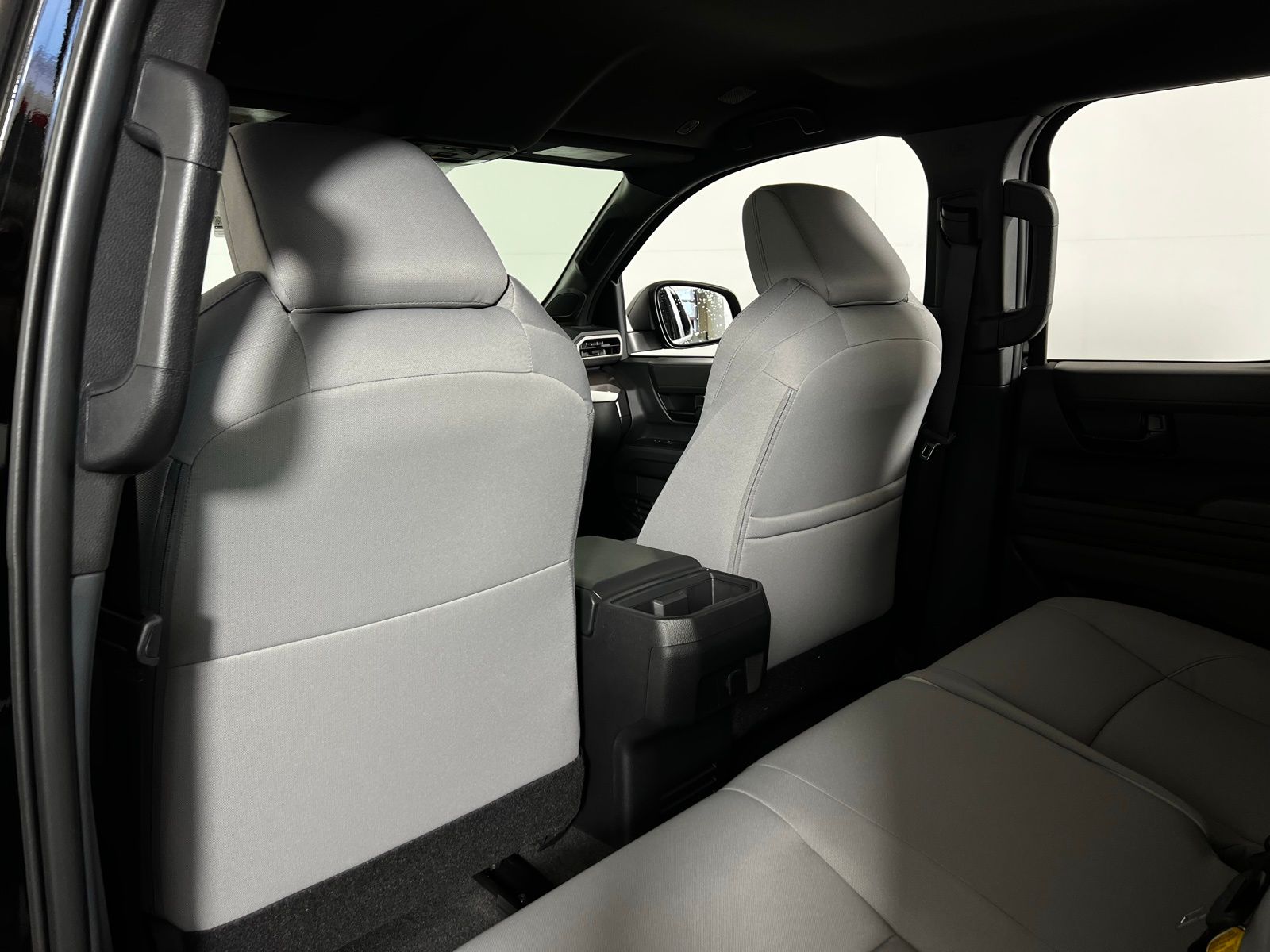 2025 Toyota Tacoma SR5 18