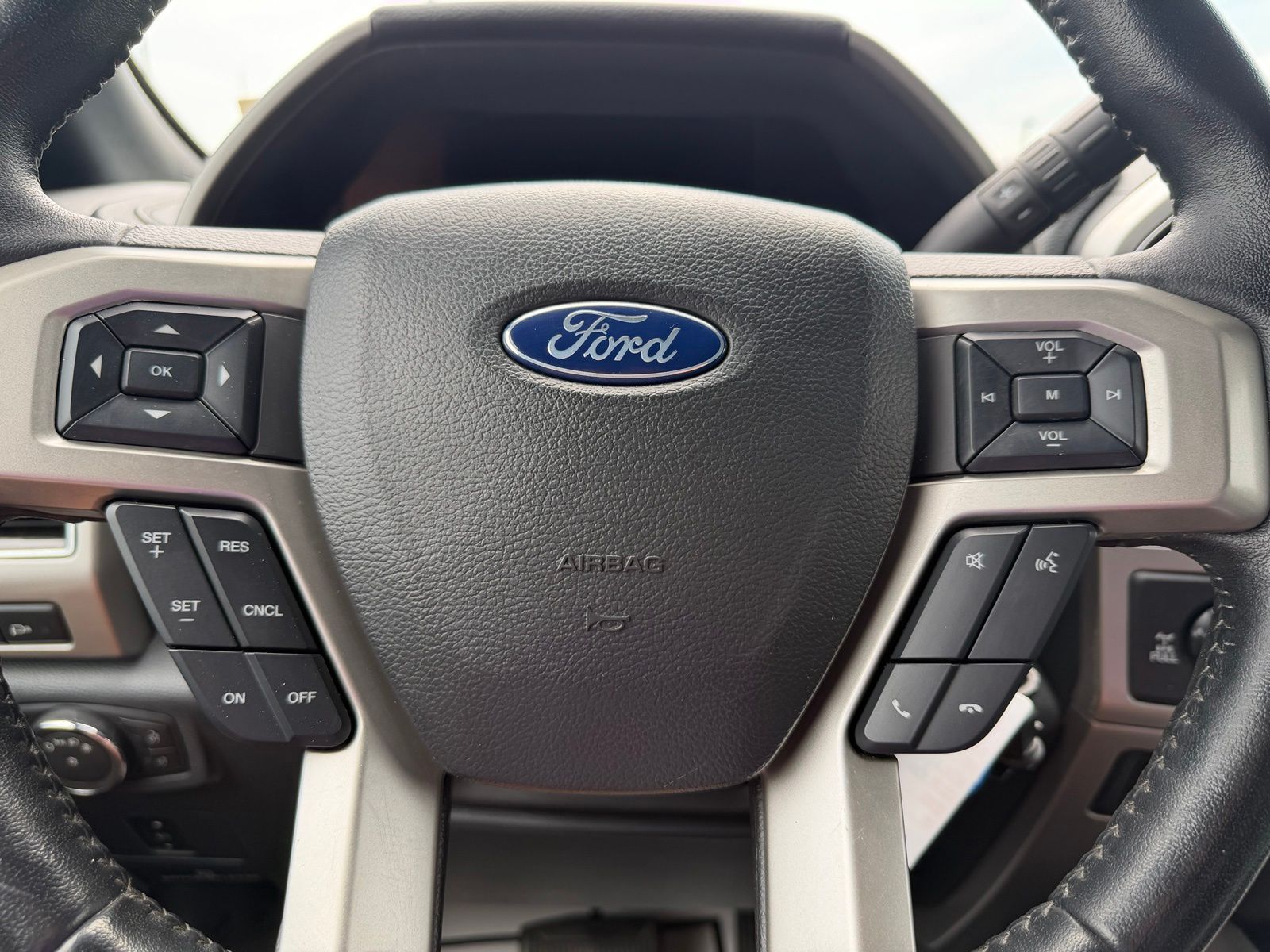 2022 Ford F-250SD image 17