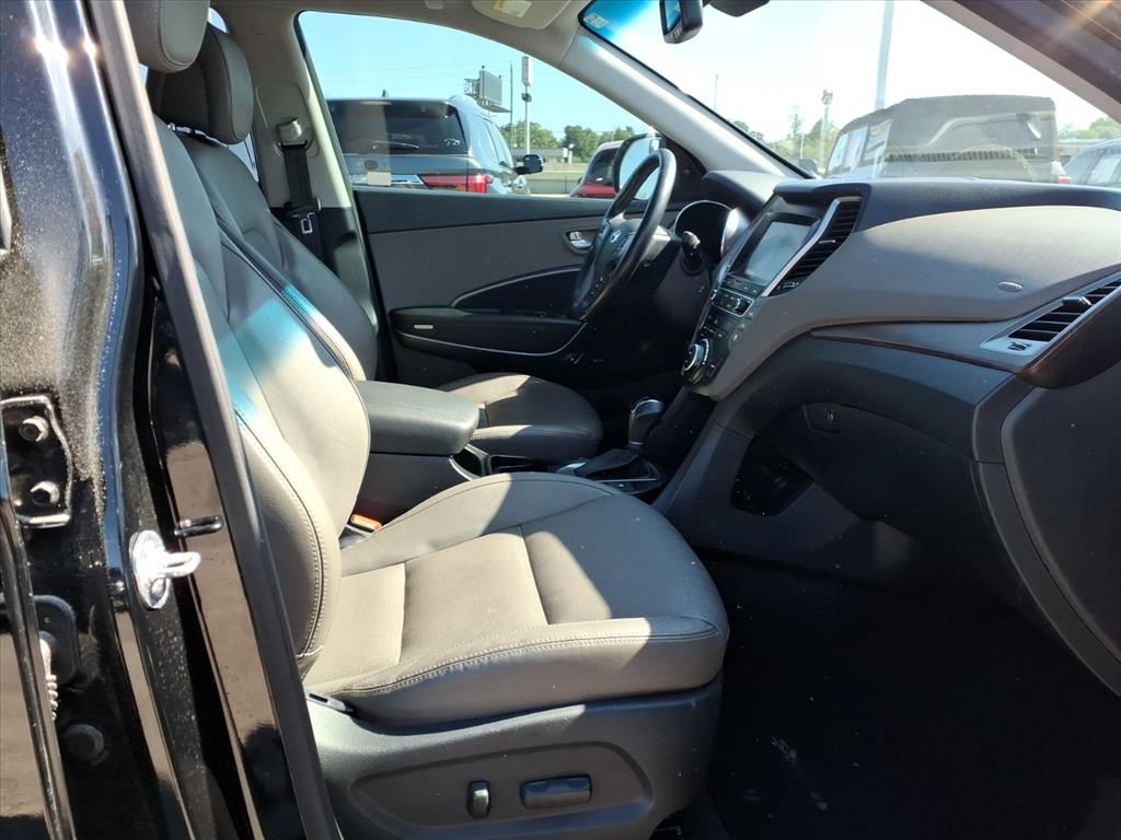 2019 Hyundai Santa Fe XL Limited Black at Autostrade