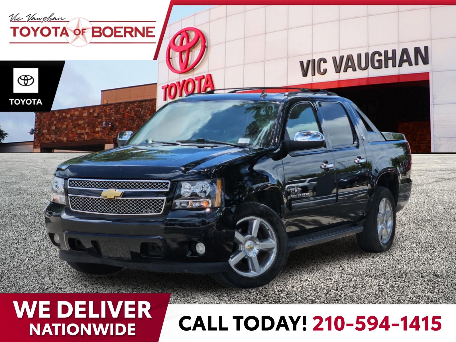Black 2013 Chevrolet Avalanche Pickup Truck 4X2 6-Speed Automatic