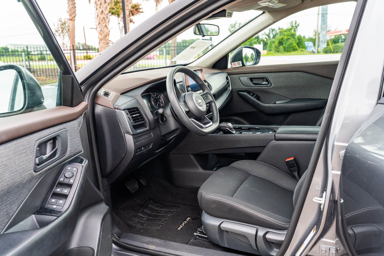 Used 2023 Nissan Rogue SUV
