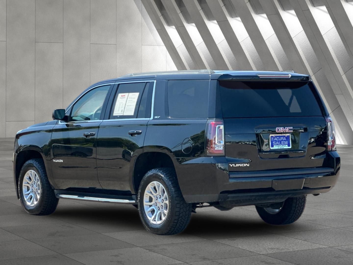 used 2017 GMC Yukon car, priced at $23,498