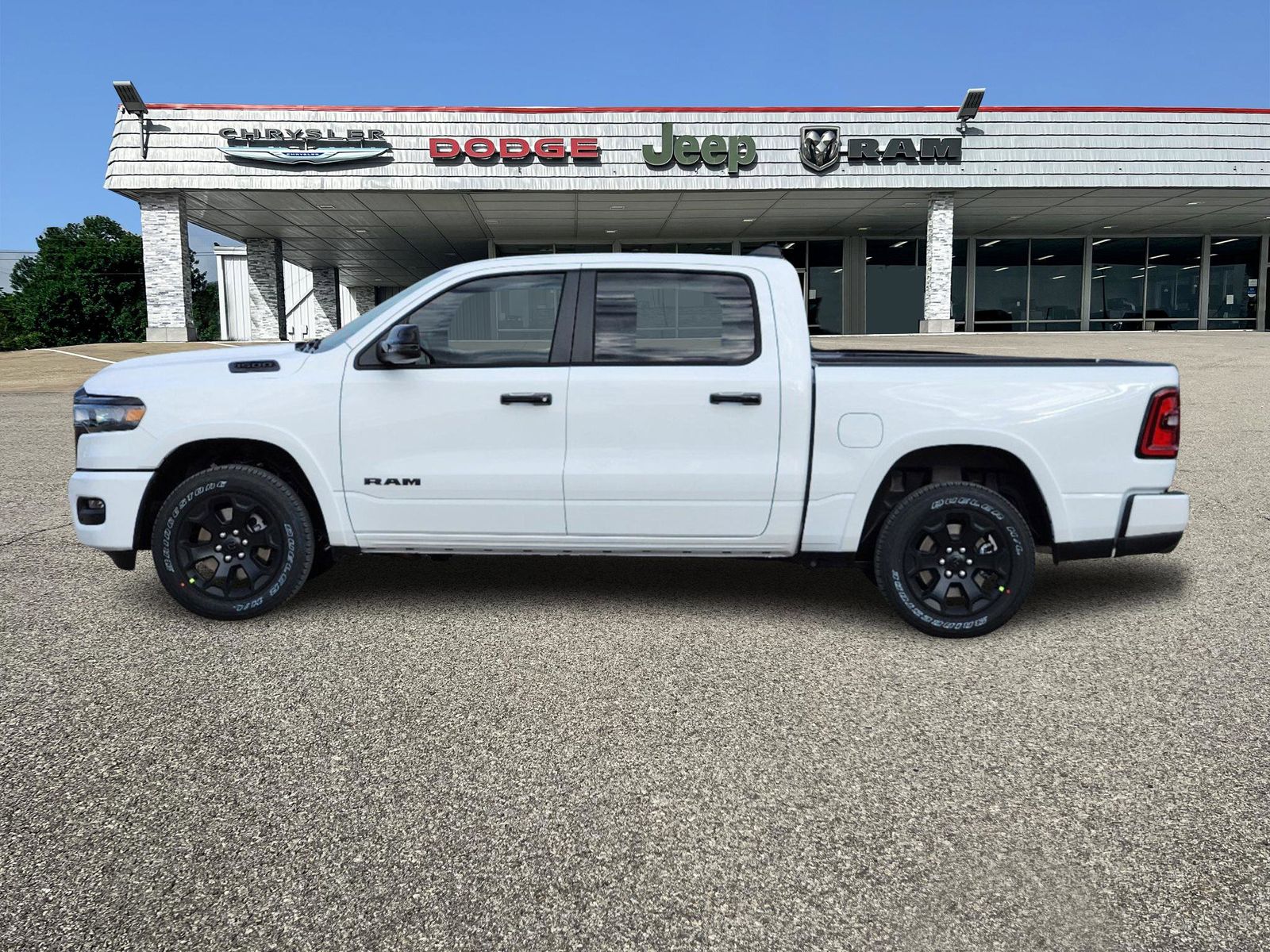 2025 Ram 1500 Big Horn/Lone Star 3