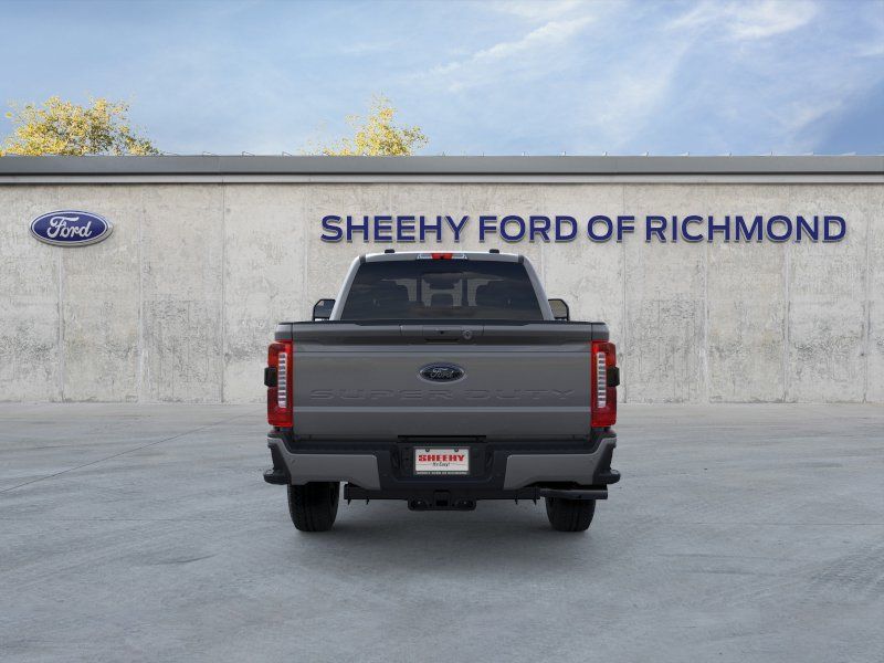 New 2026 Carbonized Gray Metallic Ford XLT image 6