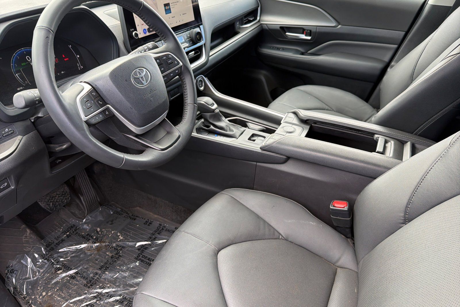 View vehicle photo 7