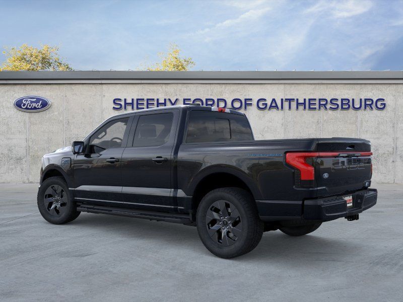 New 2025 Agate Black Metallic Ford Lariat image 5