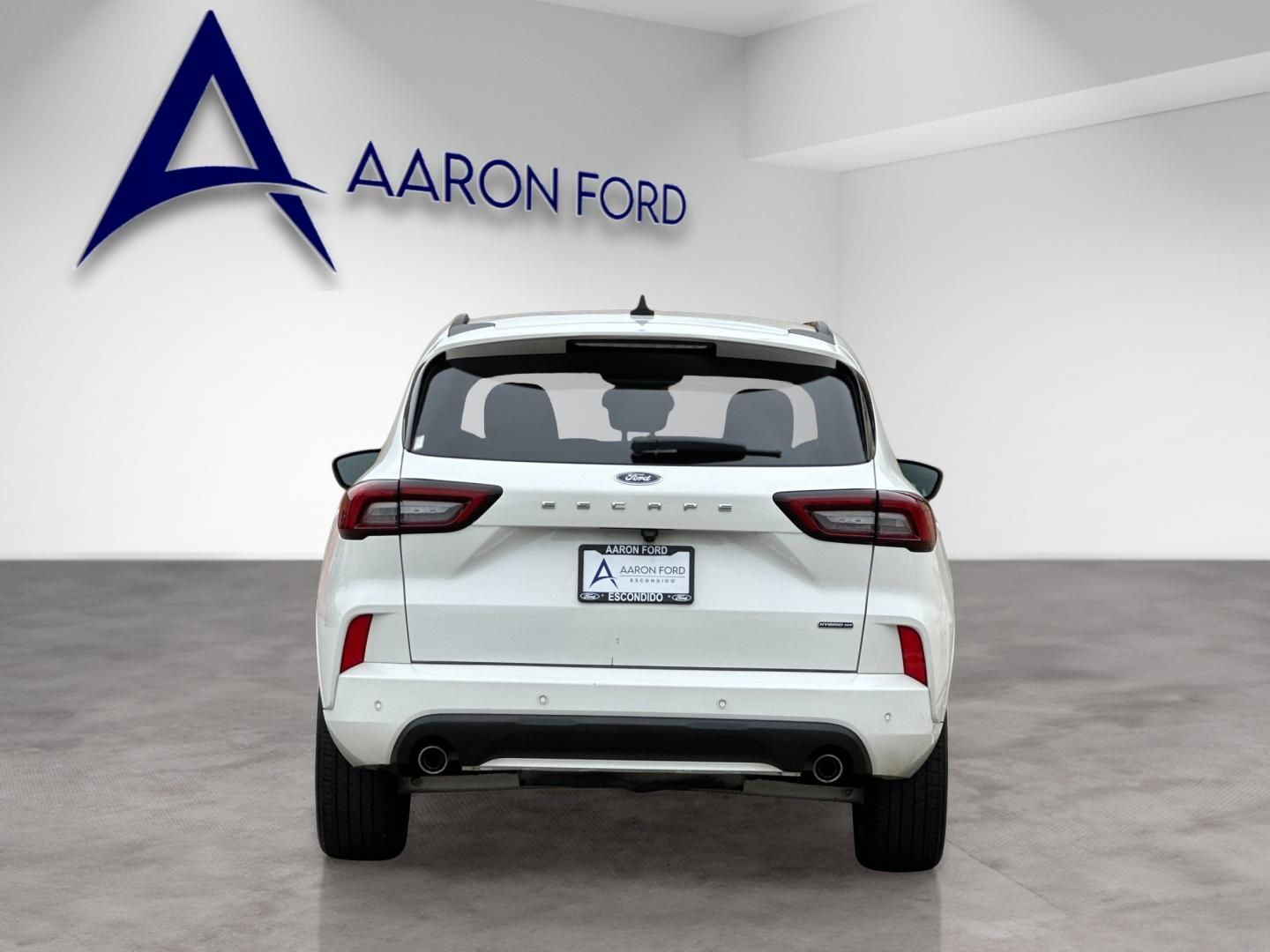 View vehicle photo 5
