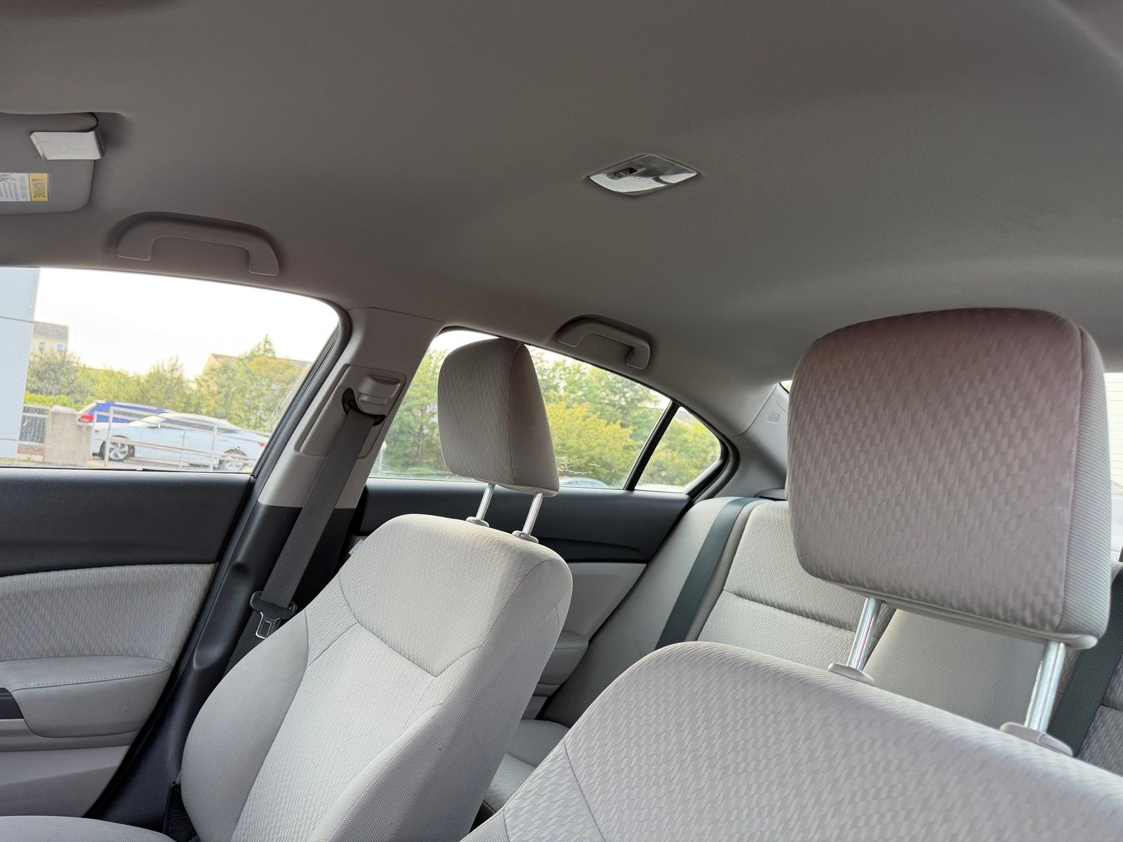 Used 2014 Black Honda LX image 9