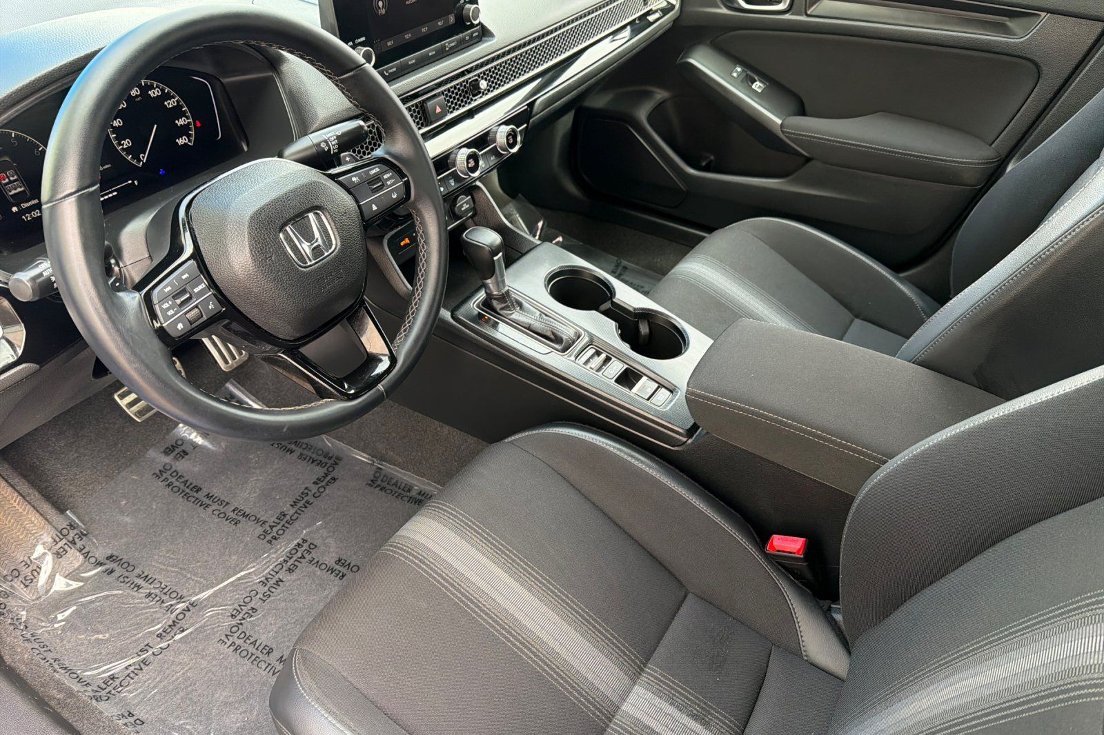 View vehicle photo 7