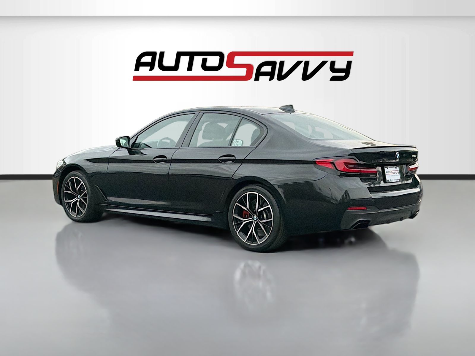 Used 2023 Black BMW 540i image 5
