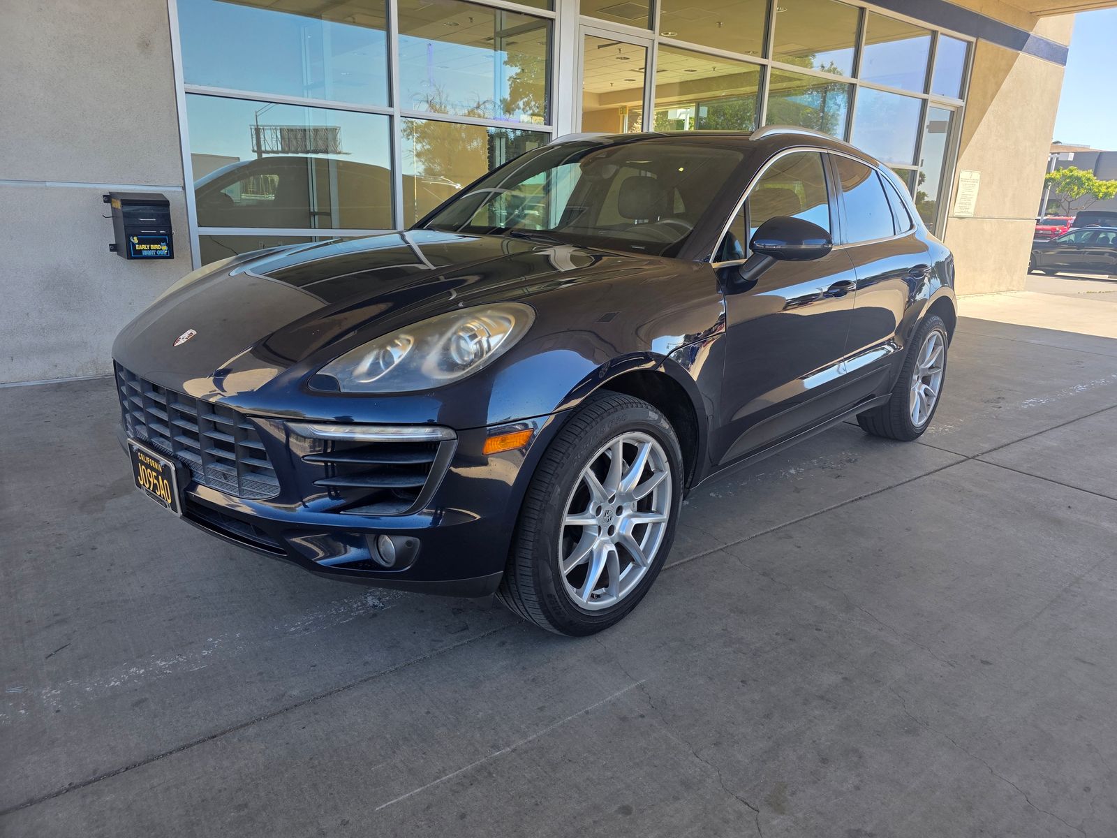 2017 Porsche Macan S — full photo 1 of 1