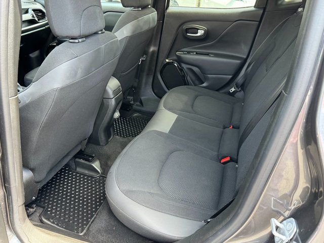 Used 2019 Gray Jeep Latitude image 6