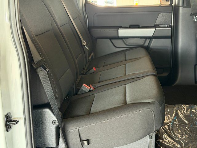 New 2026 Avalanche Ford XLT image 13