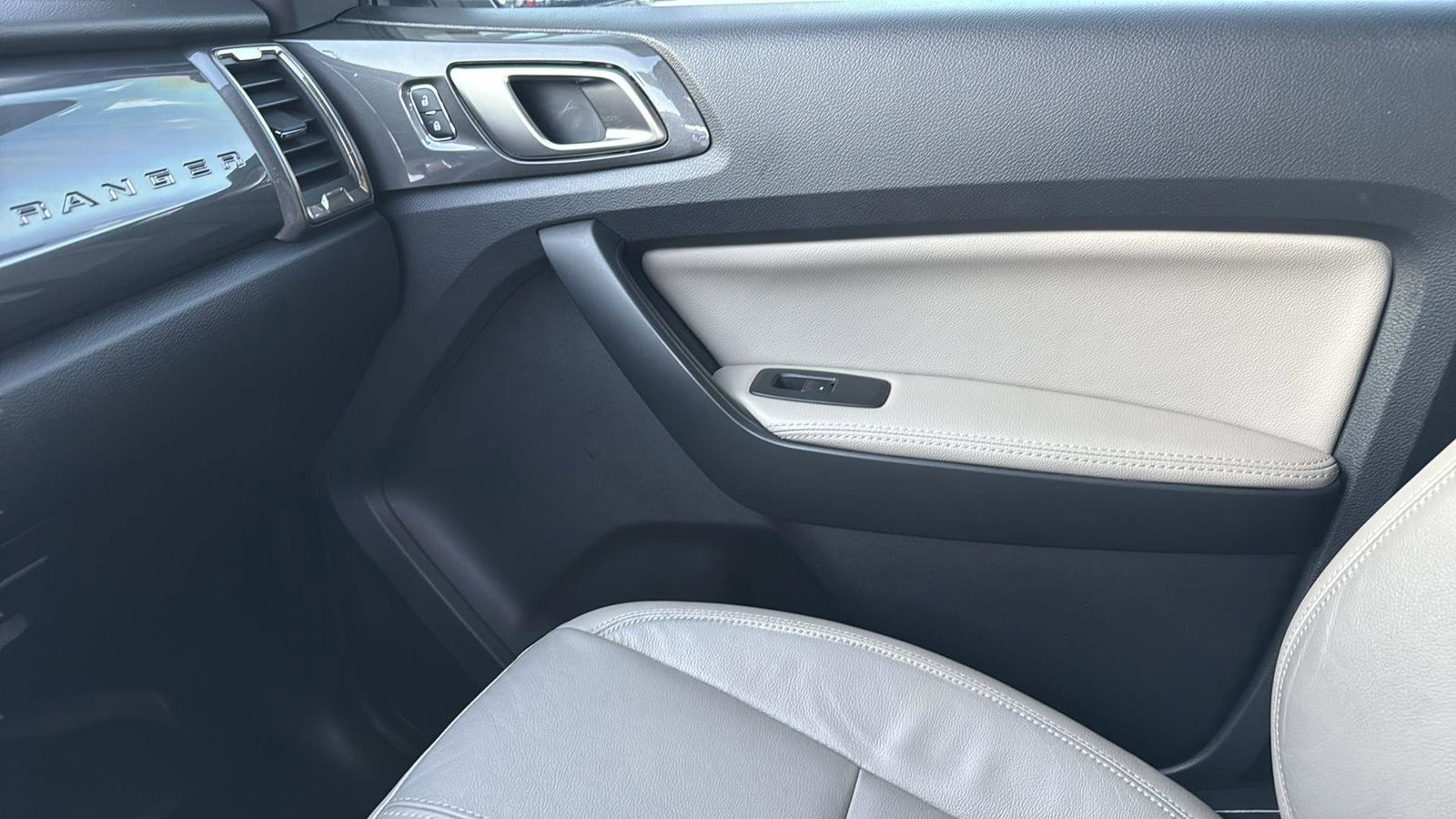 Used Car 2019 Ford Ranger  Lariat For Sale Under $30,000 In Austin, Texas