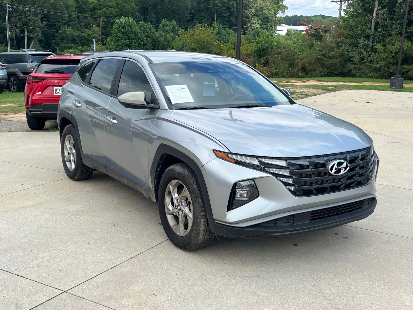 2024 Hyundai Tucson SE photo 3