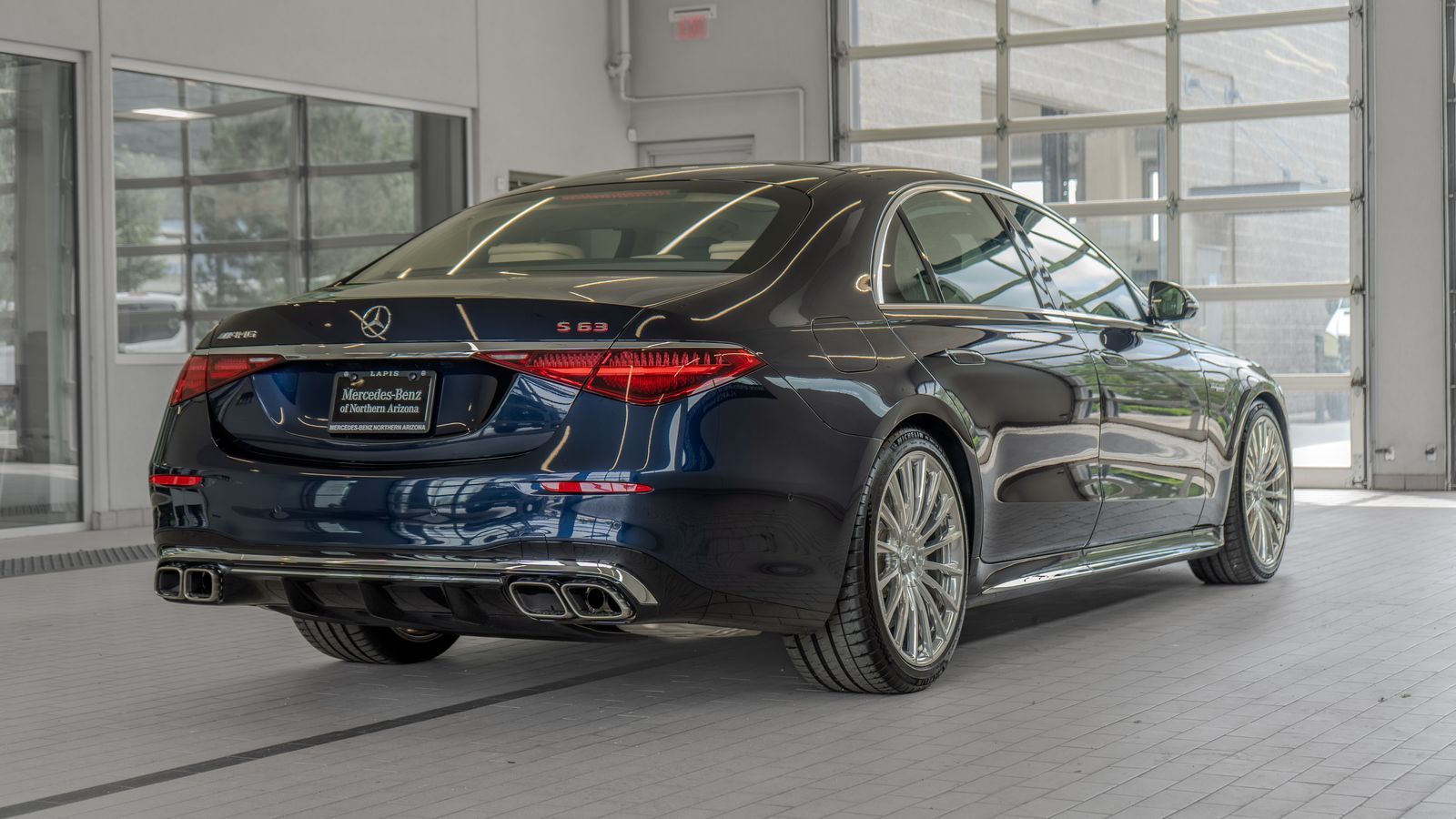 2025 Mercedes-Benz S-Class S 63 - Photo 29
