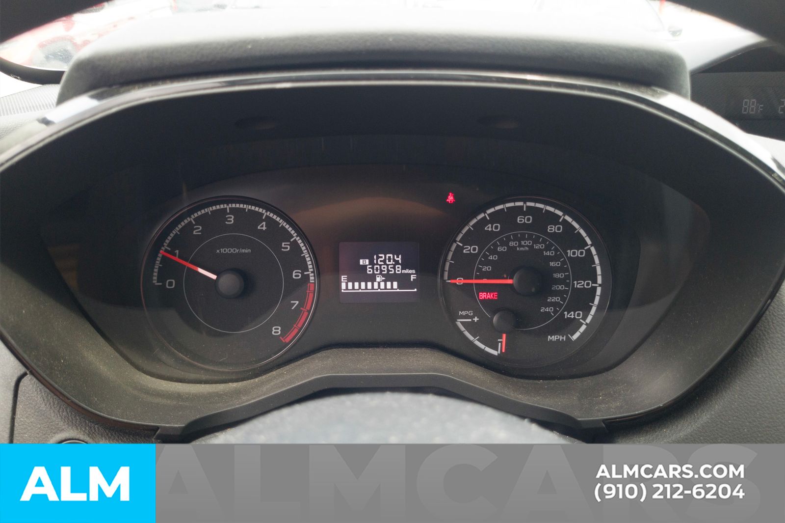 Used 2019 Khaki Subaru 2.0i image 12
