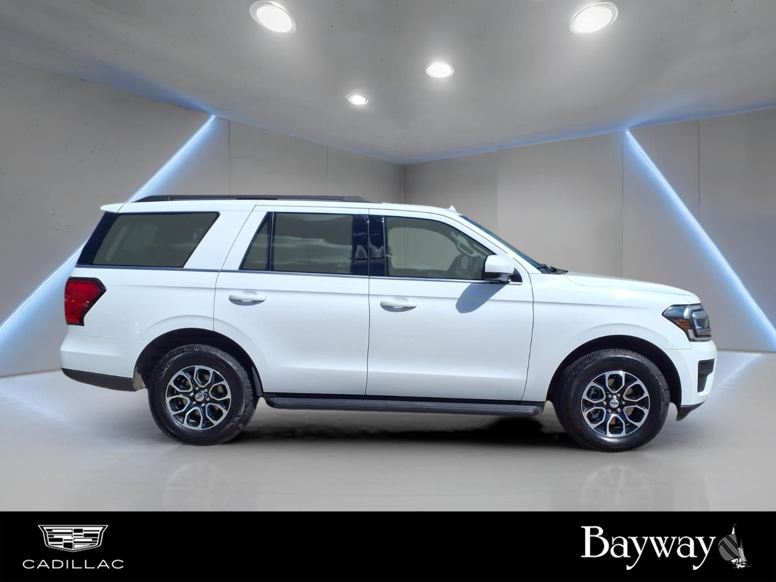 2022 Ford Expedition XLT White at EAG Ford Navasota